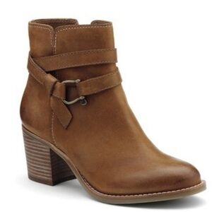 Sperry Chelton brown leather ankle bootie. NIB size 6.5